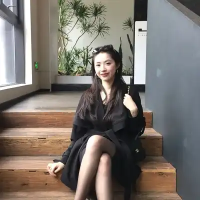 董睿